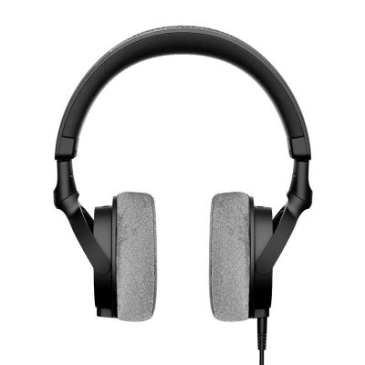2. Beyerdynamic DT-270 PRO - Closed studio headphones