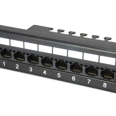 3. Equip 135425 1U patch panel