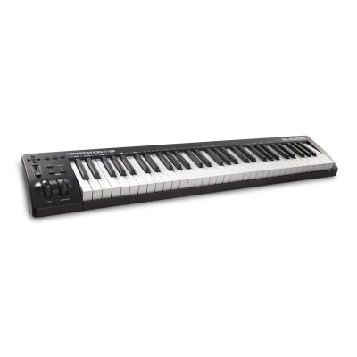 4. M-AUDIO Keystation 61 III - Keyboard Controller