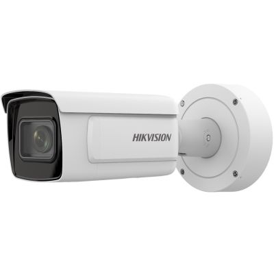 4. Hikvision IDS-2CD7A46G0/P-IZHSY Sphere (Shape) IP Security Camera Outdoor 2688 x 1520 px Ceiling / Wall