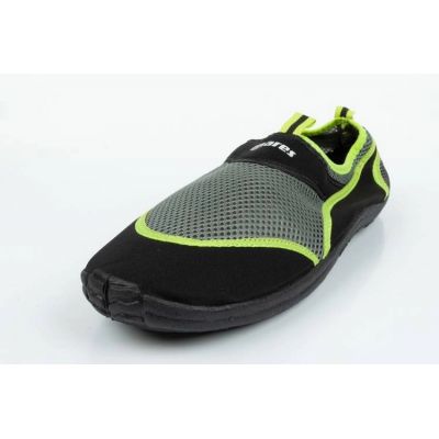 11. Mares M 440782-LMBK swimming shoes