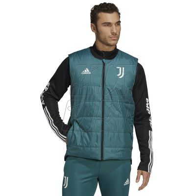 7. Adidas Juventus Pad Vest M HG1135