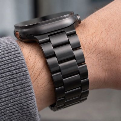 9. Tech-Protect Stainless Bracelet for Apple Watch 44 / 45 / 46 / 49 mm – Black