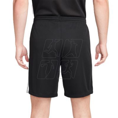 3. Nike Dri-Fit League 3 M Shorts DR0960-010