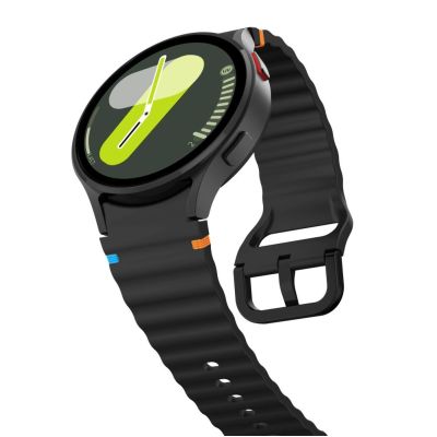 3. Tech-Protect Silicone Sport Strap for Samsung Galaxy Watch 4 / 5 / 5 Pro / 6 / 7 / FE - Black