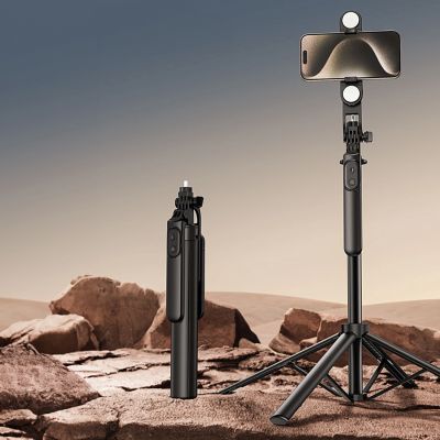 6. Selfie stick WH181D-Y1S 1.75m aluminum alloy telescopic tripod with dual lamp and phone holder - black