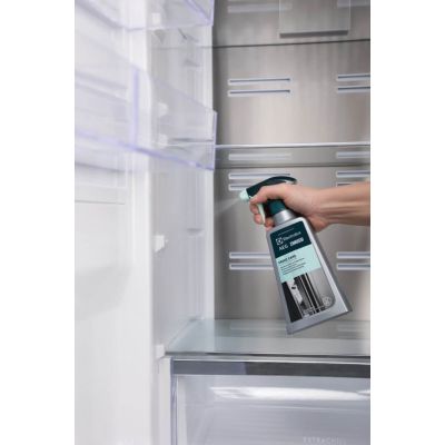 2. ELECTROLUX M3RCS301 refrigerator cleaner 500ml