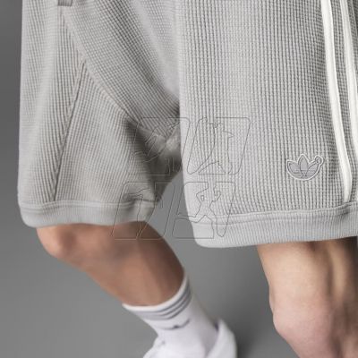 7. Adidas Originals Waffle Short M HC3824 shorts