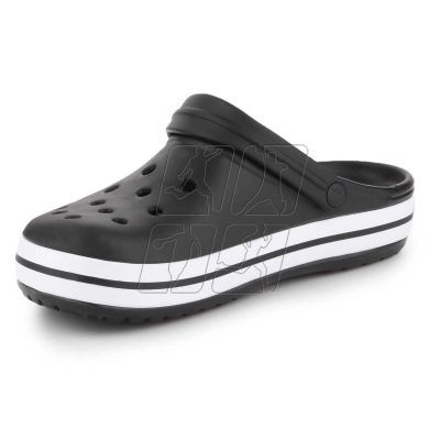 9. Crocs Crocband M 11016-001 slippers