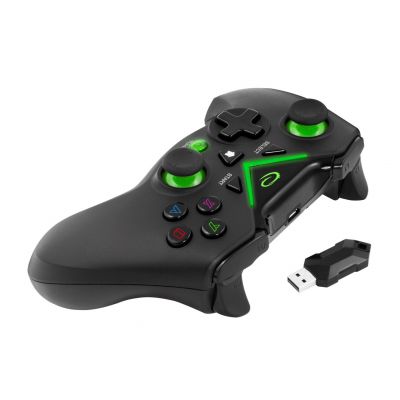 7. Esperanza EGG112K Wireless Gamepad (PC, PS3, Xbox One; black, green)