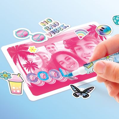 6. PHOTO CREATOR Instant camera with color photo paper
