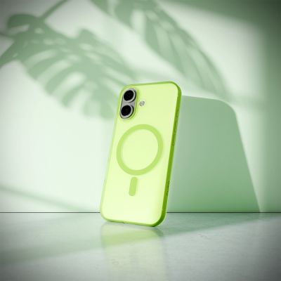 9. Puro Daylight Magsafe Compatible Silicone Case for iPhone 17 - Translucent Green