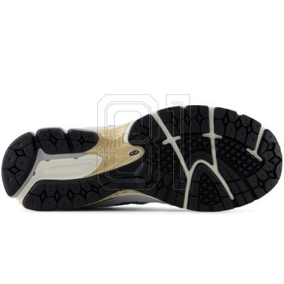 5. New Balance M2002RPN Shoes