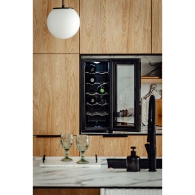 20. ADLER AD 8083 wine refrigerator