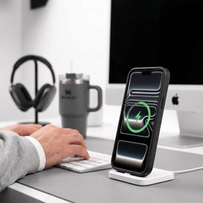 8. Tech-Protect Magmat Magsafe CC Case for iPhone 18 Pro / 17 Pro - Matte Black