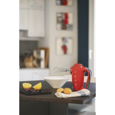15. Smeg HMF01RDEU Mixer Hand Mixer 250W Red