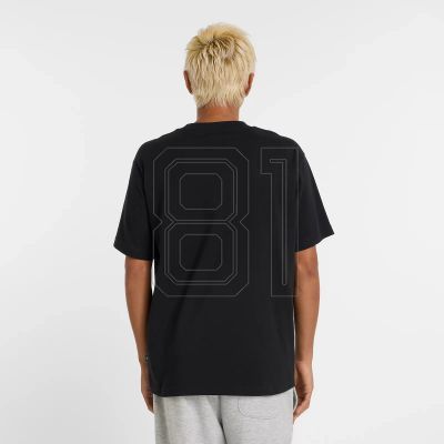 8. New Balance Reimagined Graphic M T-shirt MT51506BK