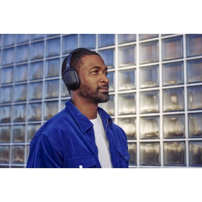 11. HP Poly Foldable Stereo Bluetooth Headset Focus 625 Fold