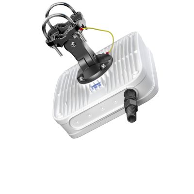 6. QuWireless QuMax Antenna – directional PoE/LAN antenna, 6 dBi
