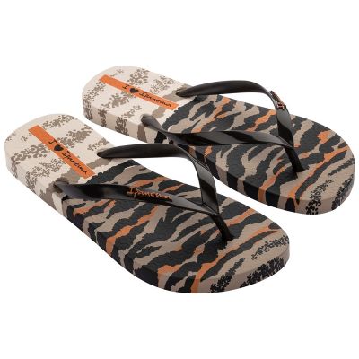 7. Ipanema Animal W 83617AY382 Flip-Flops