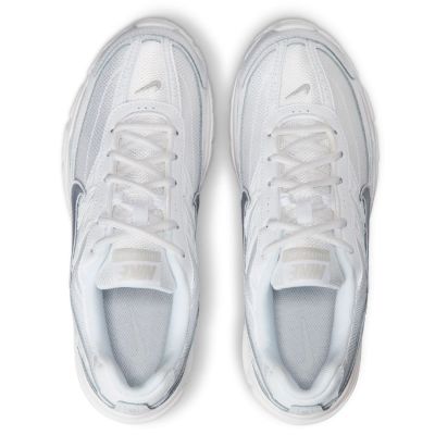 3. Nike Initiator 394053-100 shoes