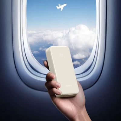 7. Ugreen Nexode Power Bank 20000mAh 30W USB-A USB-C - Gray