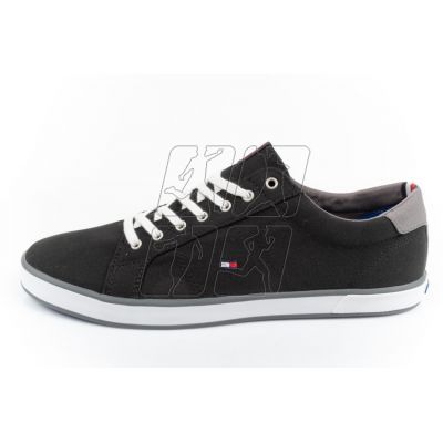 2. Tommy Hilfiger M FM0FM00596990 sneakers