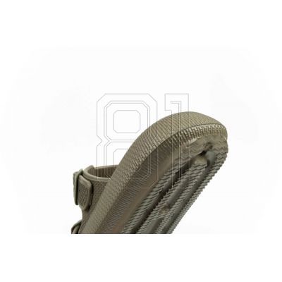 8. CMP M 3Q90647 E907 flip flops