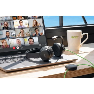 5. Acer Conference Headset with Microphone, USB Type-A, Black