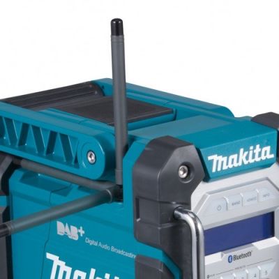2. Bluetooth radio FB/DAB DMR112 MAKITA