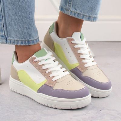 4. McBraun W EU656B multicolor sports shoes