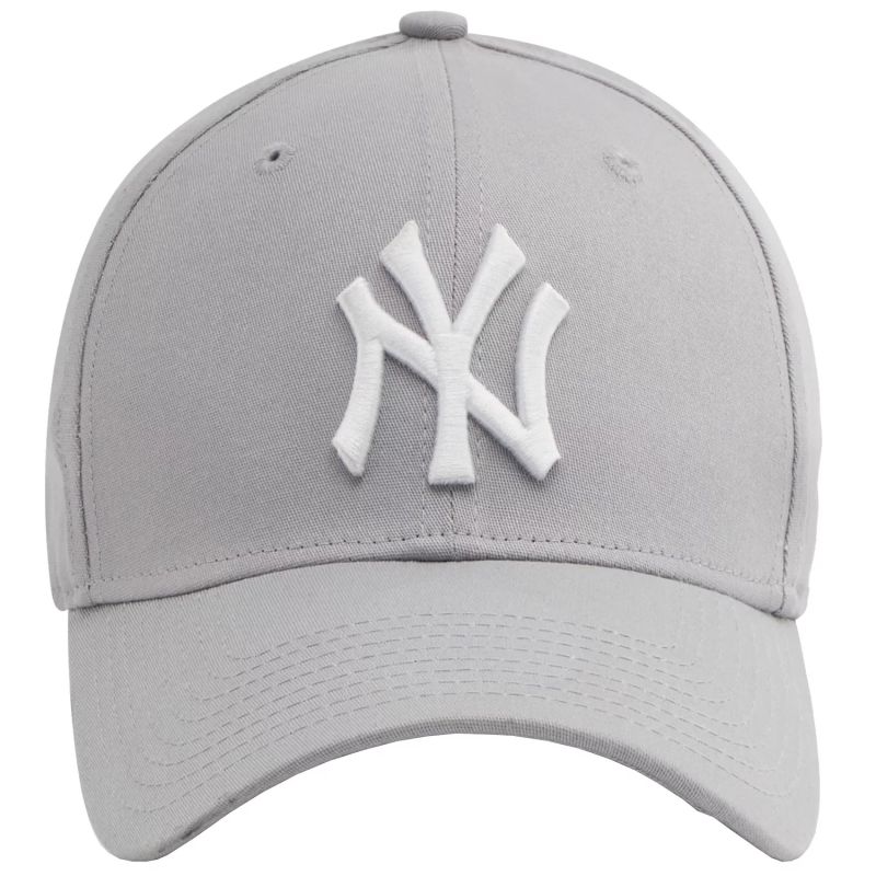 2. New Era 39THIRTY League Essential New York Yankees Cap 10298279