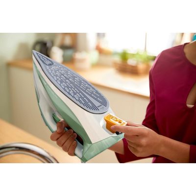 32. PHILIPS DST 7012/70 iron