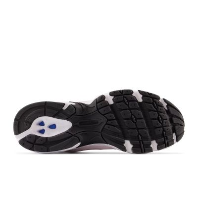 10. New Balance MR530CF Shoes