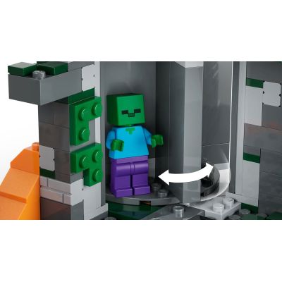 6. LEGO Minecraft 21587 Zombie Dungeon