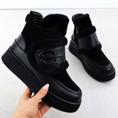 3. Potocki W WOL90A insulated ankle boots, black