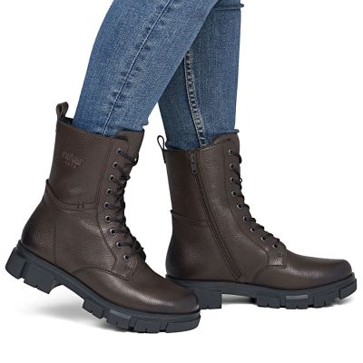 6. Women's leather ankle boots, insulated, brown