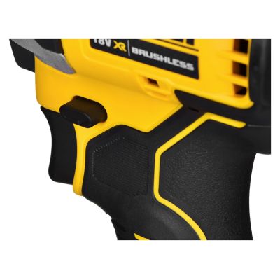 8. DeWalt 18V Combo Kit DCD709+DCF809 2x2.0Ah DCK2062D2T