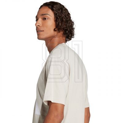 4. adidas Essentials Big Logo T-shirt M JE8933