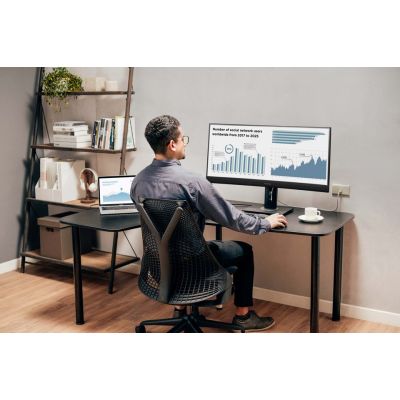 10. Viewsonic VG3456C Computer Monitor 86.4 cm (34") 3440 x 1440 px UltraWide Quad HD LED Black