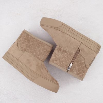 4. Big Star W INT2041B Snow Boots