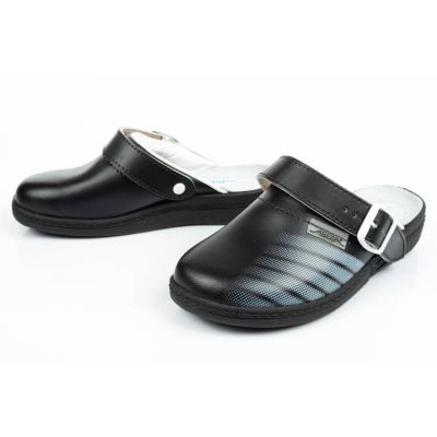 9. Abeba U 7212 medical clogs