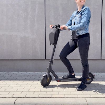 10. Wozinsky Waterproof Scooter Handlebar Bag 4L Black (WSB1BK)