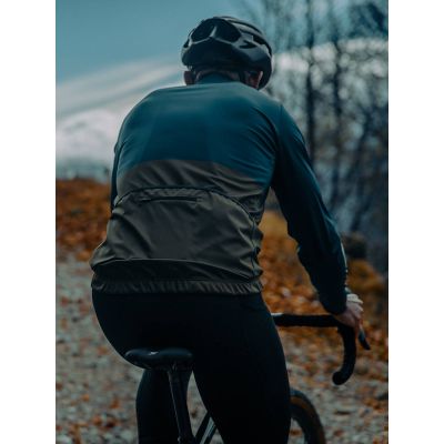 3. NORTHWAVE Blade Light Jacket Blue/Green