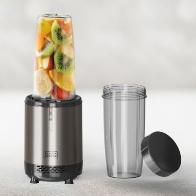 2. Black+Decker BXJBA1203E |1000W personal blender + 2 bottles + 2 caps