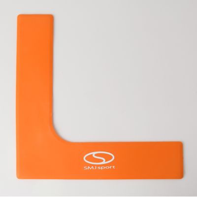 3. Flat field markers - corners 25x25 cm 4 pcs bright orange SMJ sport ZPN-O