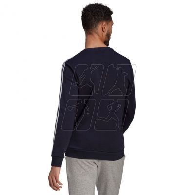 4. Adidas Essentials Sweatshirt M GK9111