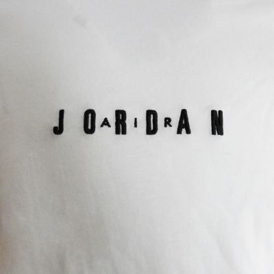4. Jordan Air White T-Shirt - DM3182-100