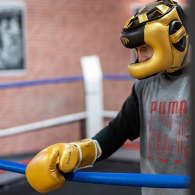 4. Yakima Tiger Gold V Boxing Gloves 10 oz 10039510OZ
