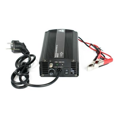 3. 12V mains charger for BC-20 batteries 20A (230V/12V) 3 charging stages